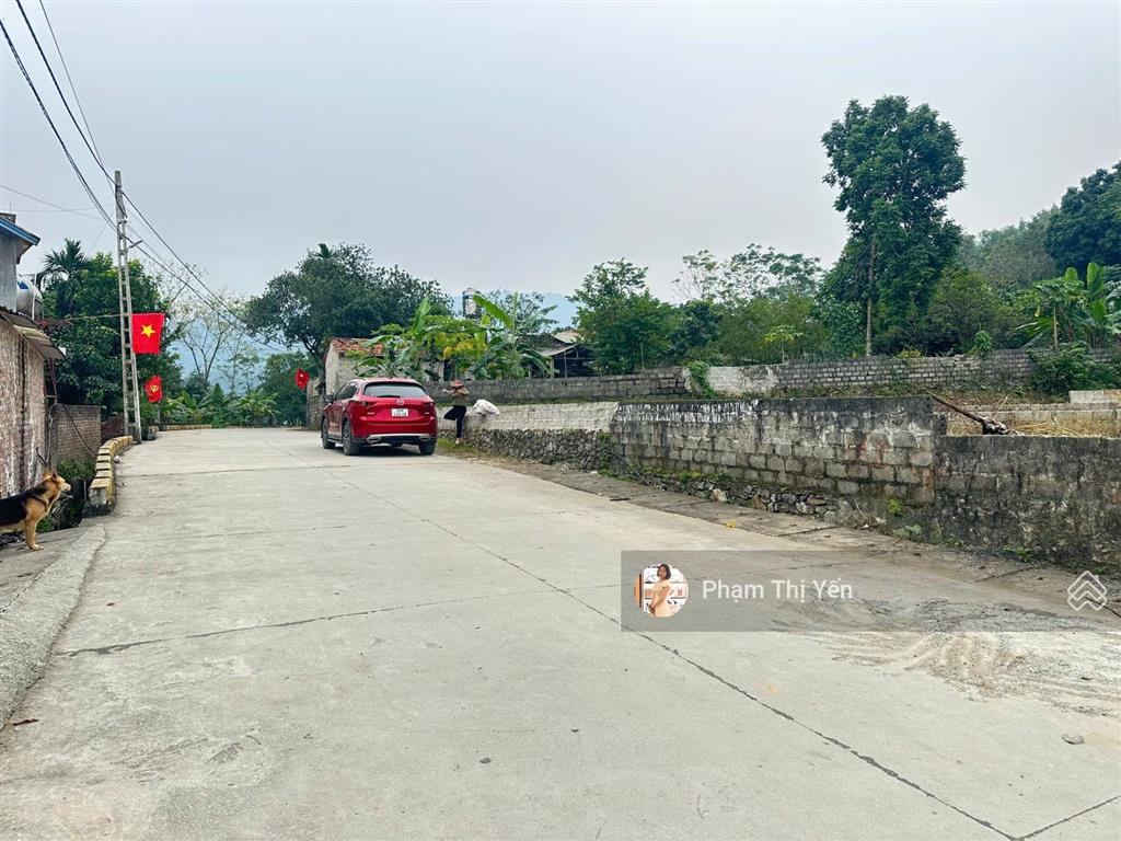 Cần bán lô đất 170m2, vuông vắn bám trục chính đường liên xã cư yên  lương sơn