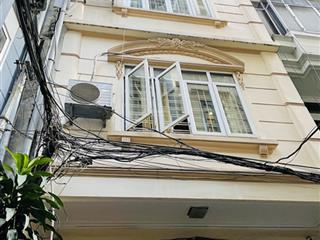 Cho thuê nhà mặt ngõ 39 hào nam, diện tích 50m2, 4 tầng, 4 phòng ngủ, 3 phụ