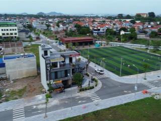 Sang tên lô đối diện sân bóng tấn đức central park. giá mua là thắng