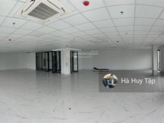 Cho thuê văn phòng tại phố láng hạ, giá cực chất 200 nghìn / m2/th, diện tích 250m2