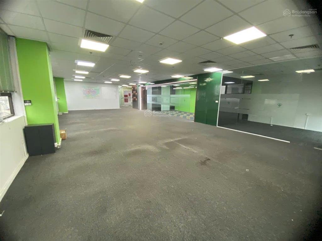 Cho thuê văn phòng cic trung kính 200m² giá chỉ 200k/m²/tháng sàn đẹp, chia sẵn phòng ban