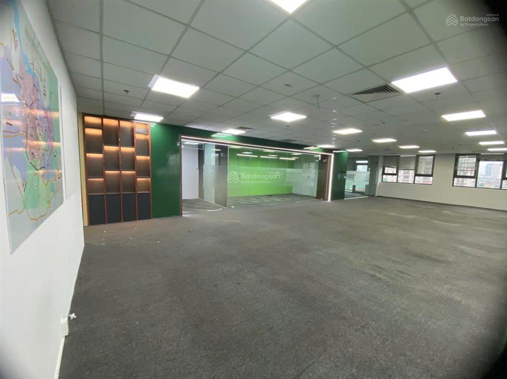 Cho thuê văn phòng cic trung kính 200m² giá chỉ 200k/m²/tháng sàn đẹp, chia sẵn phòng ban