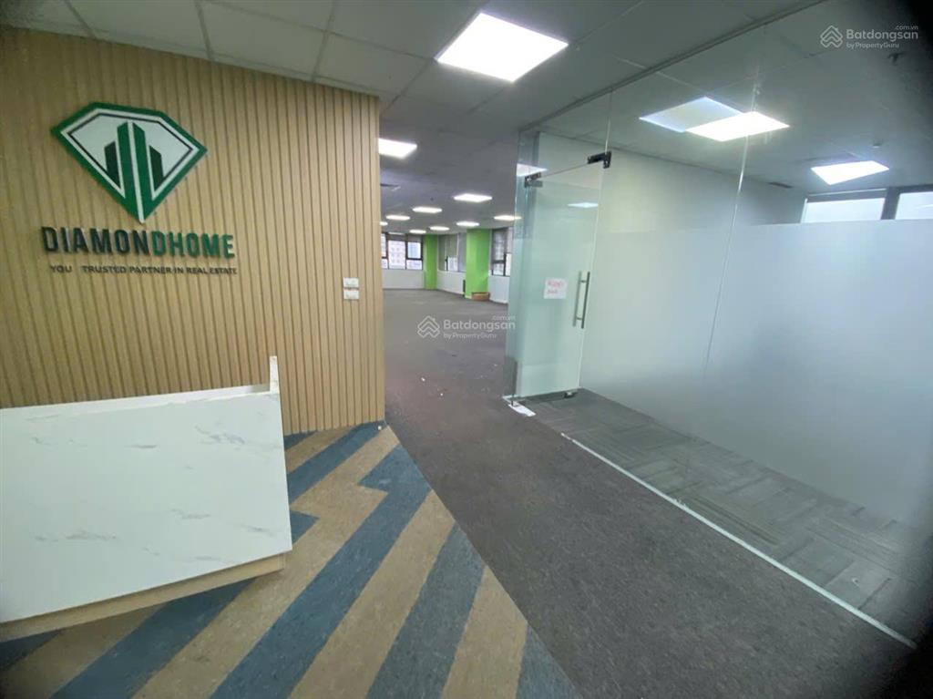 Cho thuê văn phòng cic trung kính 200m² giá chỉ 200k/m²/tháng sàn đẹp, chia sẵn phòng ban