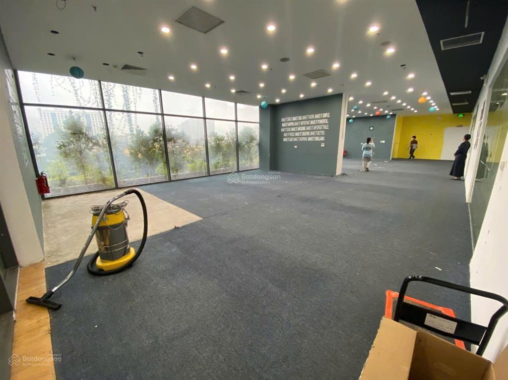 Cho thuê văn phòng tòa ecolife tố hữu 200m² full nội thất chia sẵn phòng ban, giá chỉ 220k/m²/tháng