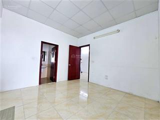 Cần bán gấp căn hộ chung cư c2 đỗ nhuận view công viên hòa bình 73m 2n tầng trung.  032016975