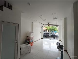 Cho thuê nhà 5 tầng full đồ tân xuân, bắc từ liêm 45m x 5 tầng
giá thuê 16 triệu/th. 0328 016 ***