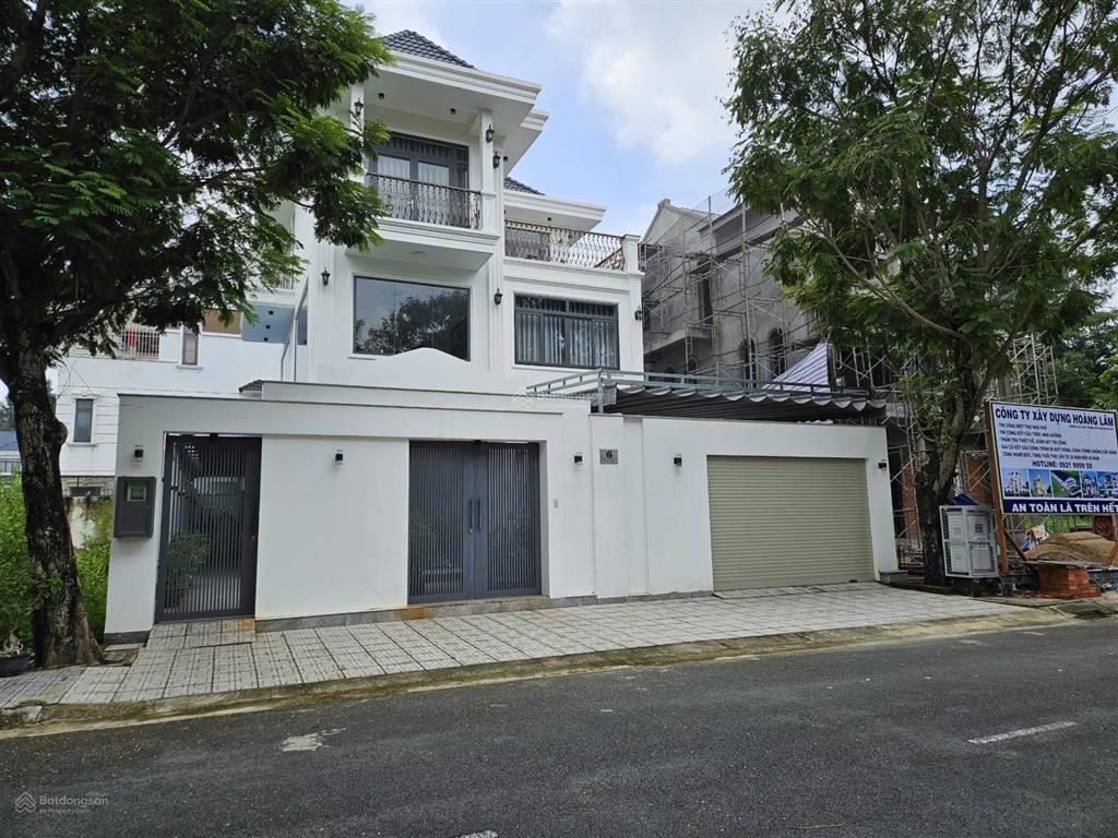 Bán nền bt 10x17,5m sạch đẹp kdc yên tĩnh nhiều cây xanh hạ tầng đẹp có bảo vệ giá tốt nhất