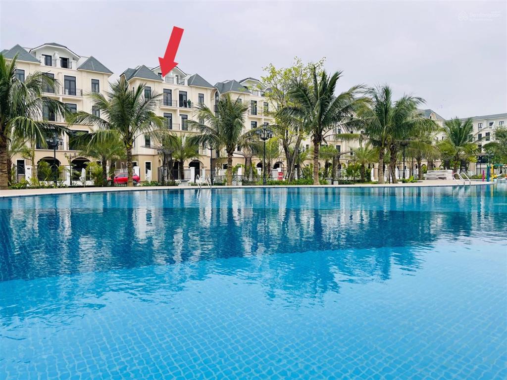 Bán biệt thự song lập vịnh tây áp góc gần chung cư cao câp biệt thự đối diện công viên và bể bơi