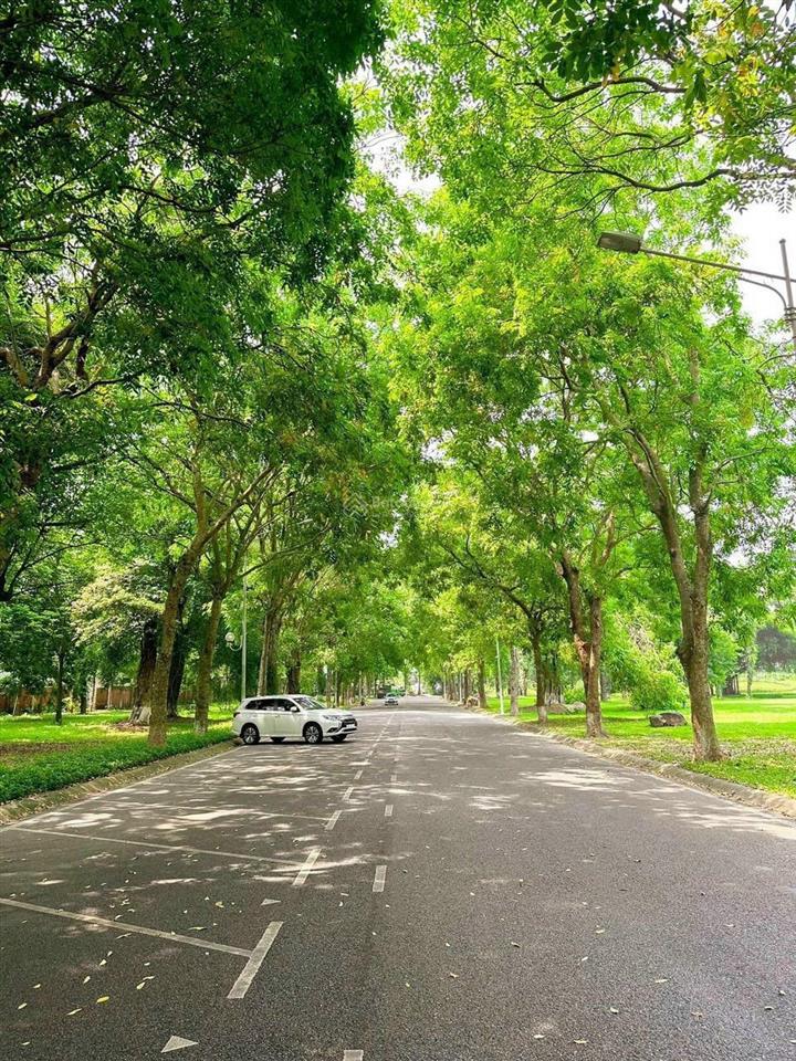 Bán biệt thự đơn lập vườn tùng ecopark biệt thự ecopark 420 m2 vị trị đẹp full nội thất thêm 80m2