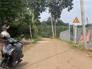Bán đất xã hàng gòn đường tân phong đồi rìu, giá siêu hời 3,9 tỷ vnd, diện tích 4700m2(tl chủ)