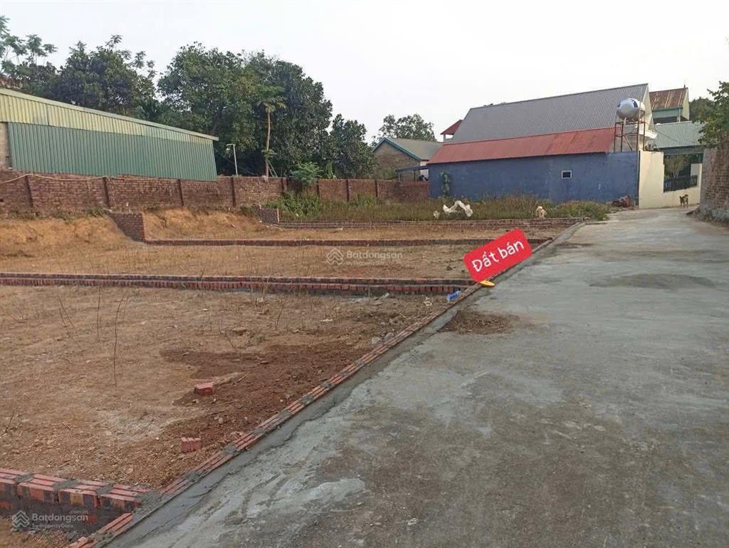 80m2 full thổ cư  quảng ninh, hiền ninh  cách đường nối nội bài  đại lải 200m