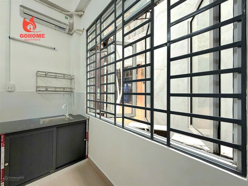 Khai trương phòng mới  máy lạnh  bancol  ngay tại chợ cầu  nguyễn văn quá