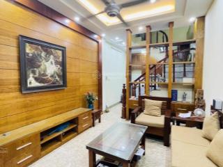 Nhà dân xây ngõ 255 cầu giấy 35m2 xây 5 tầng nhỉnh 7 tỷ trung tâm ở ngay ngõ thông gần ôtô sổ đẹp