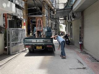 Nhà đẹp  trung tâm mỹ đình chỉ 10.8 tỷ 39.5m², xây 5 tầng ô tô đỗ cách 50m, gần bãi gửi ô tô 100m