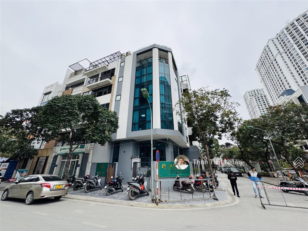 Bán lô biệt thự căn góc dự án tổ hợp 108 nguyễn trãi cạnh king palace royal city 165m² cực rẻ