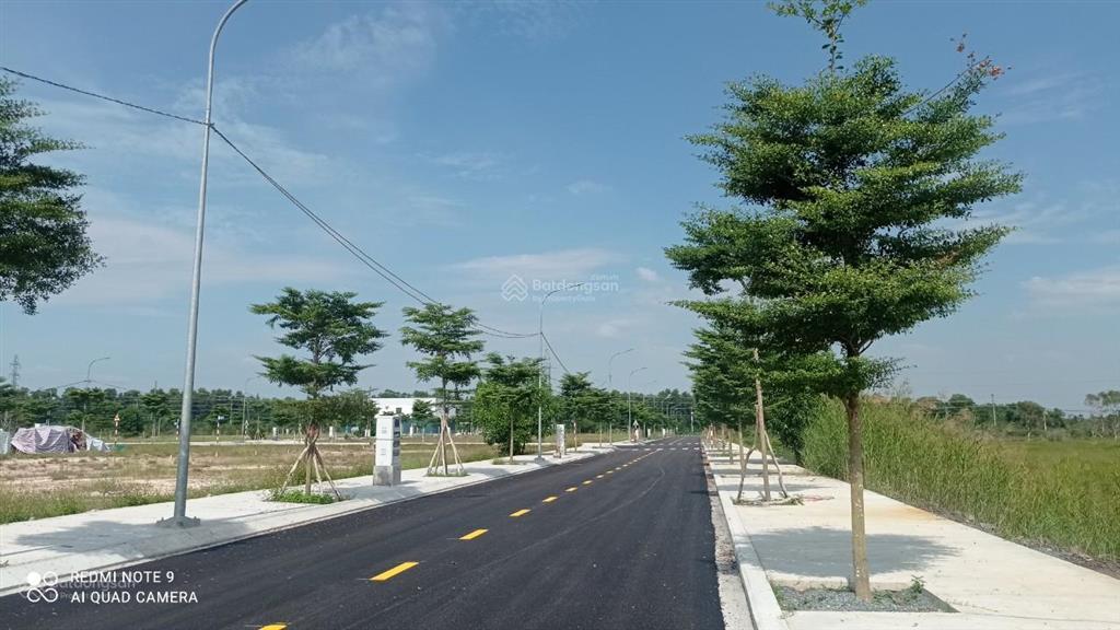 Bán nền góc đẹp sổ đỏ  kdc mới hiệp trường phát  đức hòa long an  81m2  1.59 tỷ còn tl