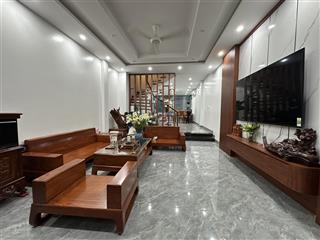 Bán liền kề vinadic hoàn thiện đẹp, full nội thất tại phú diễn