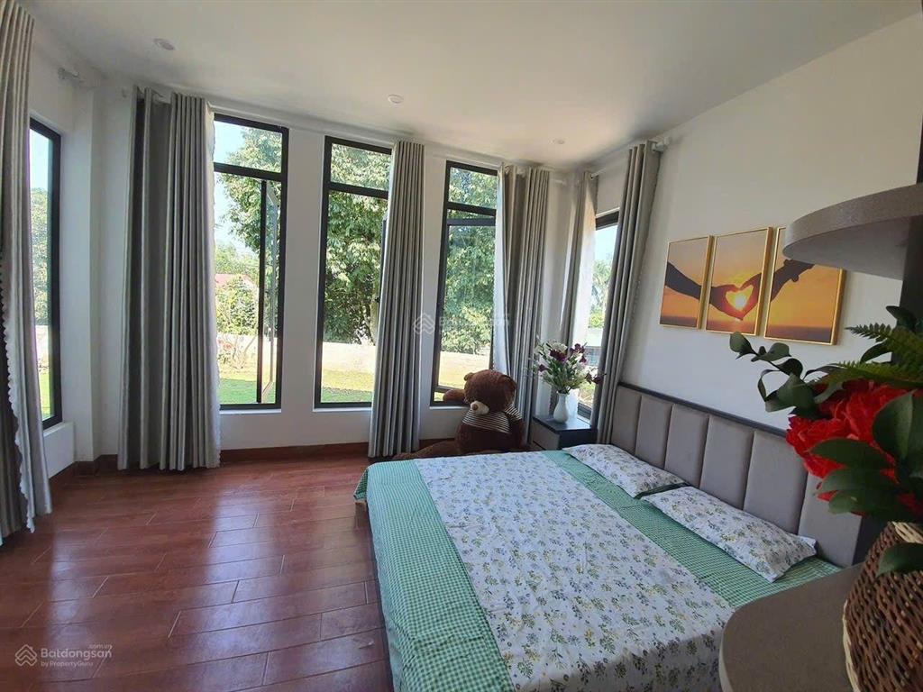 Bán homestay đang kd hiếm có trong tầm giá 540m2 giá 5,45 tỷ