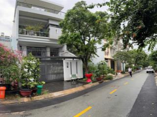 Nhà đẹp tiền đường  31e , an phú, quận 2, hầm 3 tầng, tây bắc