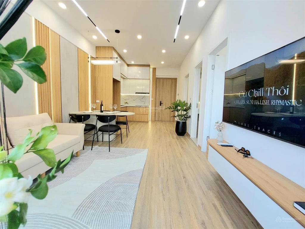 Có 102! bán căn hộ khu hồ tùng mậu, mai dịch, ô tô, sát phố, 60m2, 2pn giá nhỉnh 3 tỷ