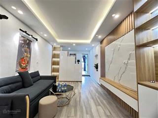 Bán căn hộ tập thể nghĩa tân, cầu giấy, 80m, 2pn, giá nhỉnh 3 tỷ.