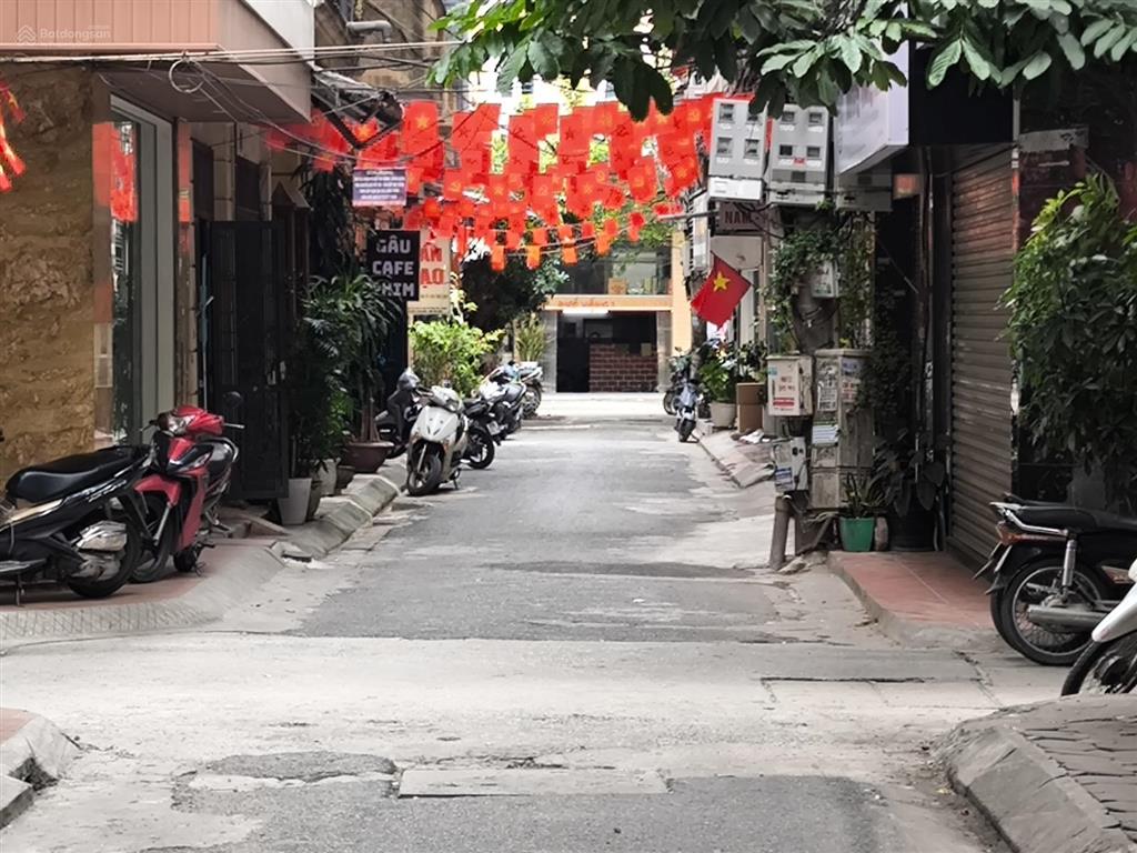 Siêu phẩm lô đất phú diễn 69m2, mt 8m vị trí kd đỉnh cao giá chỉ 15 tỷ! xd vp cc mini ô tô vào