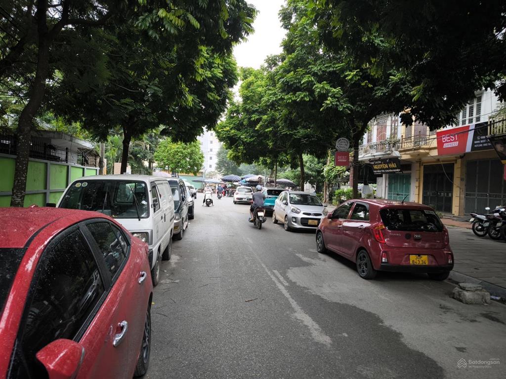 Lô đất mp đội cấn  ô góc 119m mt 5.7m  nhỉnh 64 tỷ  vỉa hè rộng   vị trí vàng  kd vp ks n h