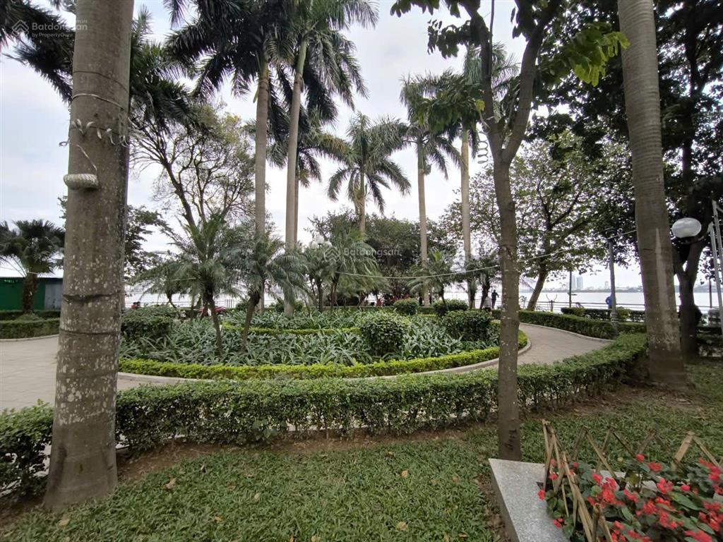 Tuyệt phẩm khách sạn  phố trích sài view hồ tây dòng tiền ngoại quốc  219m2  6t  mt 10m  84 tỷ