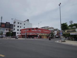 Chủ cần tiền bán gấp lô góc ngã tư mặt tiền siêu đẹp ngay trung tâm quận hải châu, tp đà nẵng