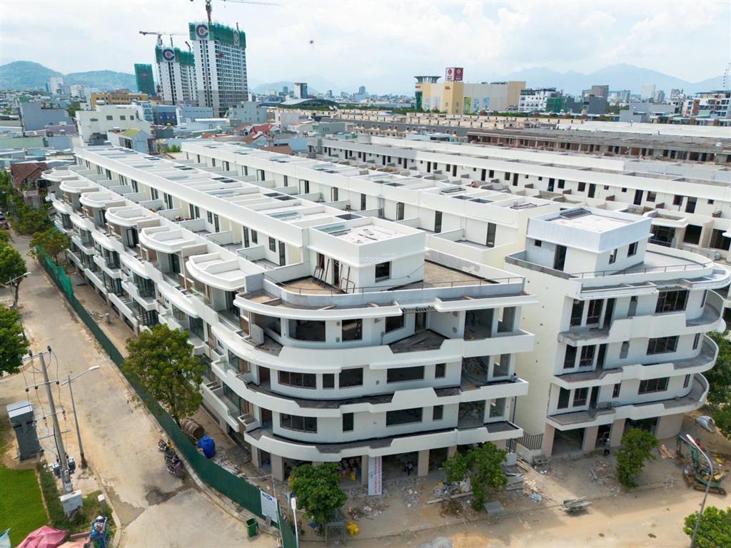 Bán gấp căn nhà 5 tầng đối diện công viên dự án elysia complex city view siêu thoáng