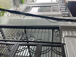Bán nhà phố Trần Khát Chân 5 tầng thang máy, Dt 50m2, mt 5m, kinh doanh.