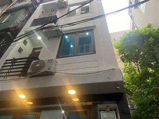 Bán nhà phố 8/3 ngõ thông kinh doanh, Dt 38m2, 5t, mt 4.1m, đẹp ở ngay