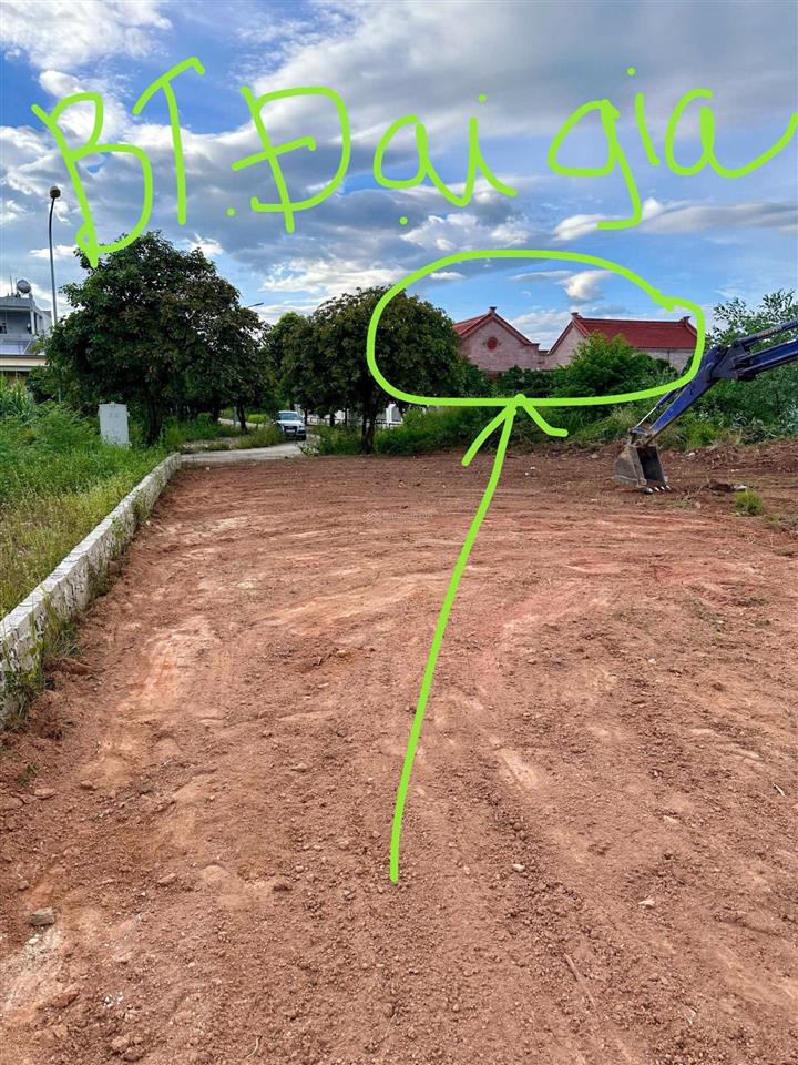 Giá 20tr/m sh 302m2  mt 14m  6tỷ kđt xuân hòa cạnh biệt phủ đại gia, gần sông tràn tiện ích