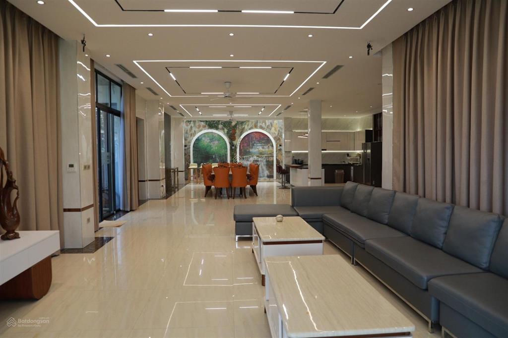 Bán biệt thự flamingo đại lải resort, 6pn, thang máy, view hồ thiên yến, nội thất đẹp, 447m2, 27 tỷ