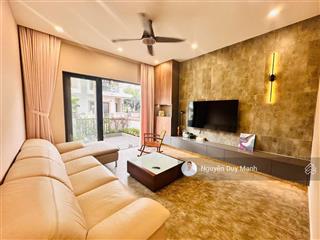 Bán gấp căn biệt thự song lập zone 8 đảo swanbay 200m2/3pn giá chỉ 18x tỷ full nội thất vị trí đẹp