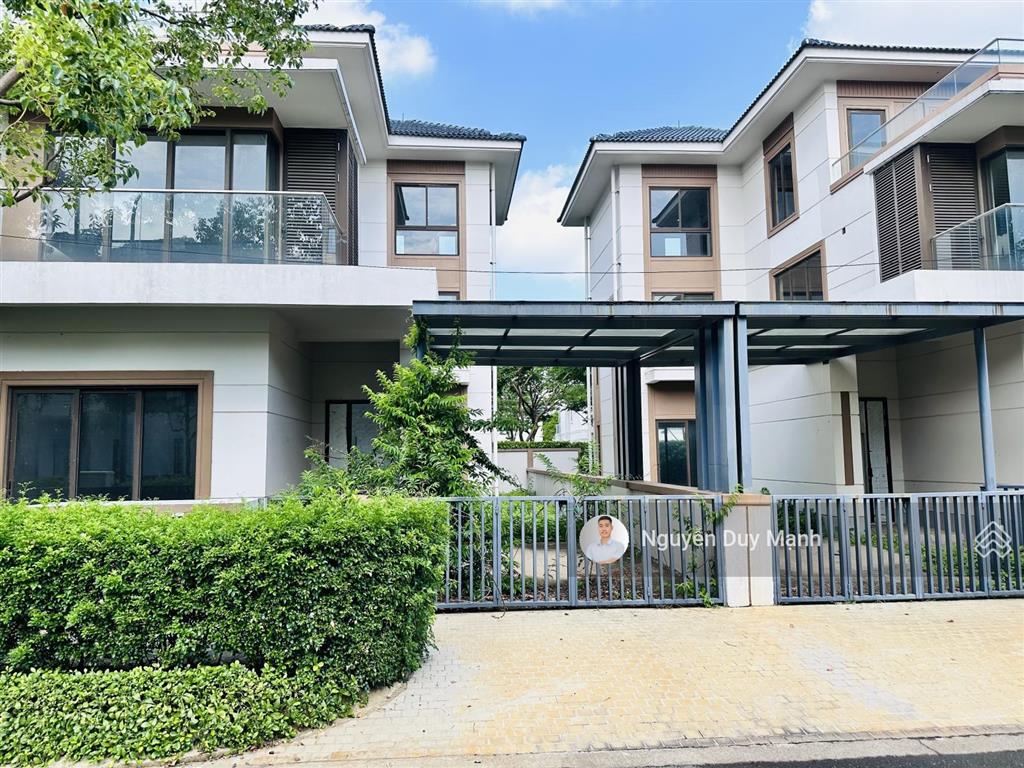 Bán gấp biệt thự song lập zone 8, 2 mặt tiền kế góc đảo swanbay vị trí đẹp giá 19.5tỷ/210m2