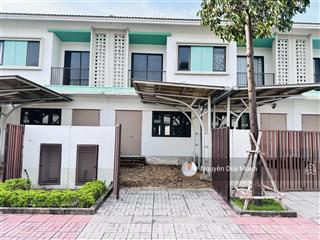 Bán liền kề 2 tầng kđt suncasa central vsip ii vị trí đẹp giá 2.82tỷ/100m2 bao sổ 0945 706 ***
