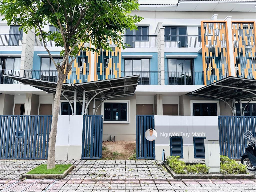 Hàng hiếm nhà 3 tầng thanh toán tiến độ sun casa central vsip ii, giá 3,45 tỷ/100m2 hướng nam