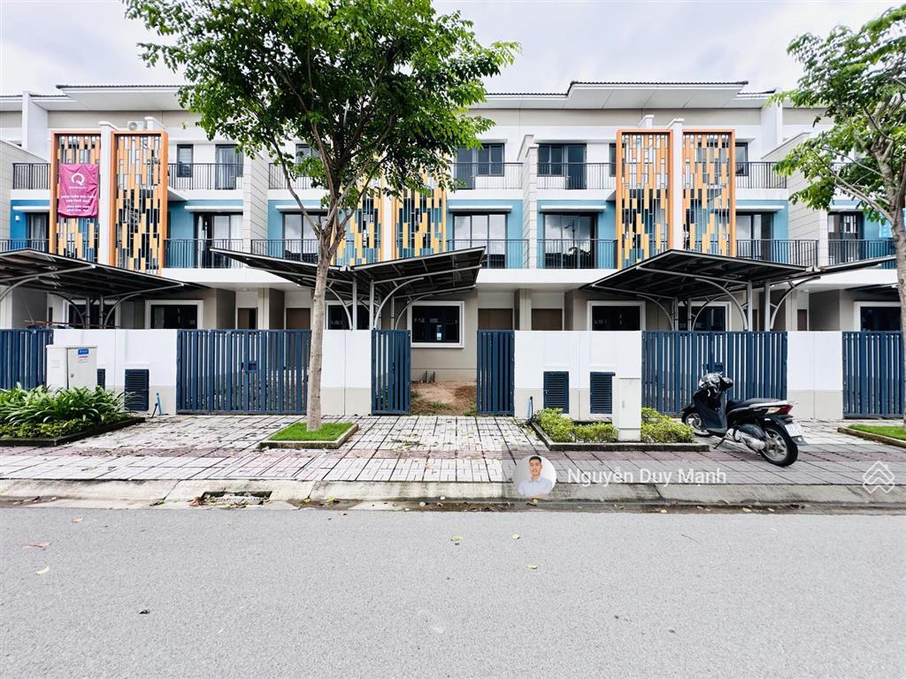 Hàng hiếm nhà 3 tầng thanh toán tiến độ sun casa central vsip ii, giá 3,45 tỷ/100m2 hướng nam