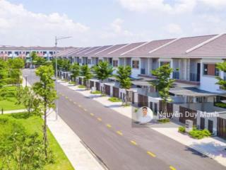 Bán nhà phố 2 tầng/100m2 view công viên suncasa central vsip ii sổ hồng sẵn giá 3tỷ full