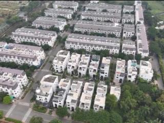 Bán nhà phố simcity q.9 ngay liền kề khu công nghệ cao dt 5x15 trệt 3 lầu  0909 128 ***