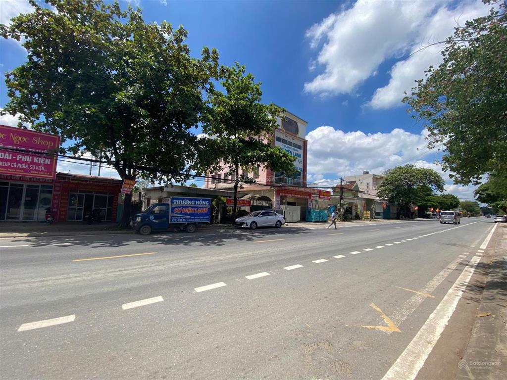 Chính chủ cần bán gấp đất 820m2, mặt tiền đường trần hưng đạo, thị xã thái hòa, nghệ an. 0906 301 ***