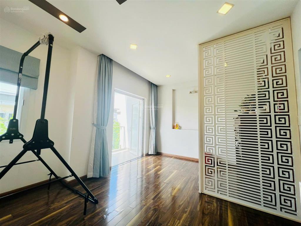 Chính chủ gửi bán nhà melosa, 5x16m, full nội thất, đẹp, mới, cứng cáp, giá 9.7 tỷ, sổ hồng