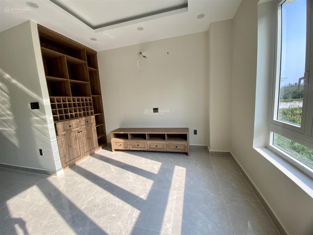 Cho thuê nhà rosita khang điền, 4pn, 4wc, nội thất cơ bản, y hình, giá 14tr/th, nhà sẵn, mới đẹp