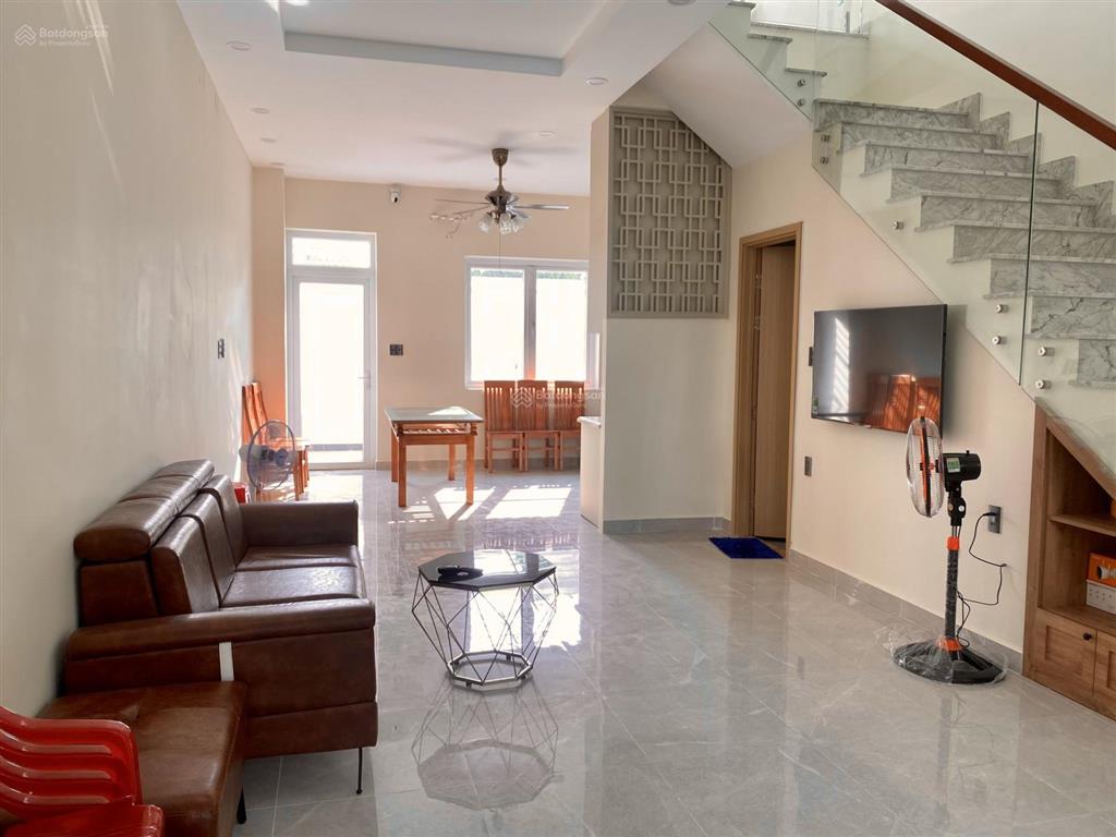 Cho thuê nhà rosita khang điền, 4pn, 4wc, nội thất cơ bản, y hình, giá 14tr/th, nhà sẵn, mới đẹp