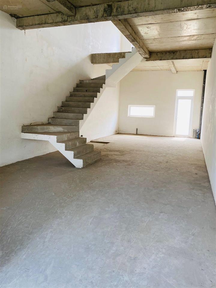 Bán nhà phố rosita 5x19m, nhà thô, sổ hồng, giá thiện chí 7,2 tỷ