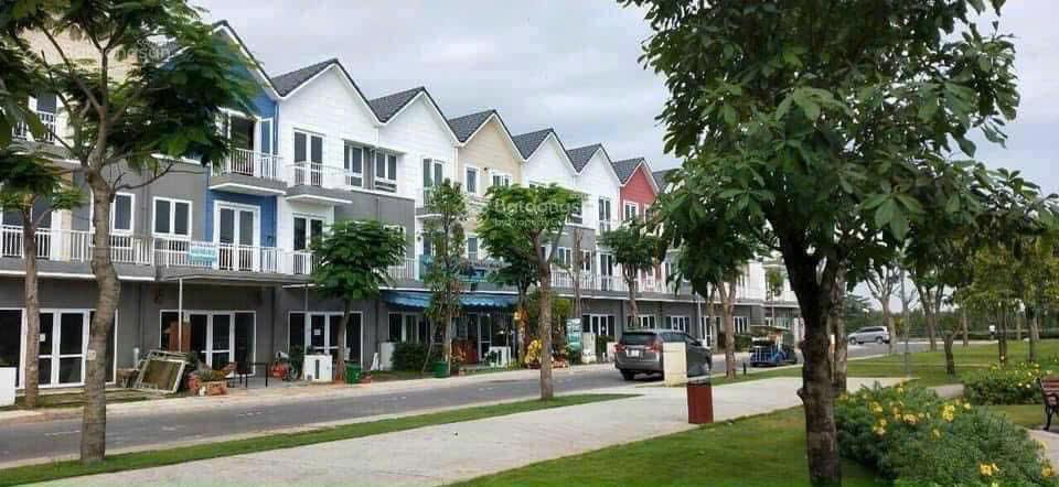 Chính chủ gửi bán nhà phố park riverside, 75m2, sổ hồng, nội thất đẹpcứng cáp, giá 11 tỷ