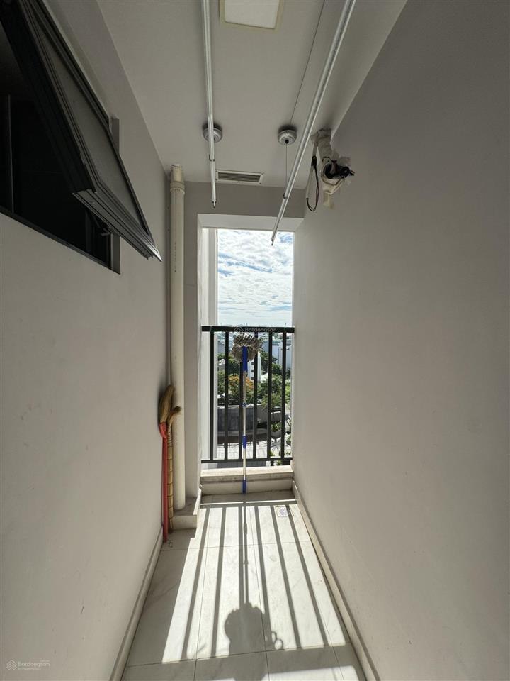 Cho thuê căn 2pn  2wc lovera vista 65m2 full nội thất  ở ngay giá 8 triệu/tháng