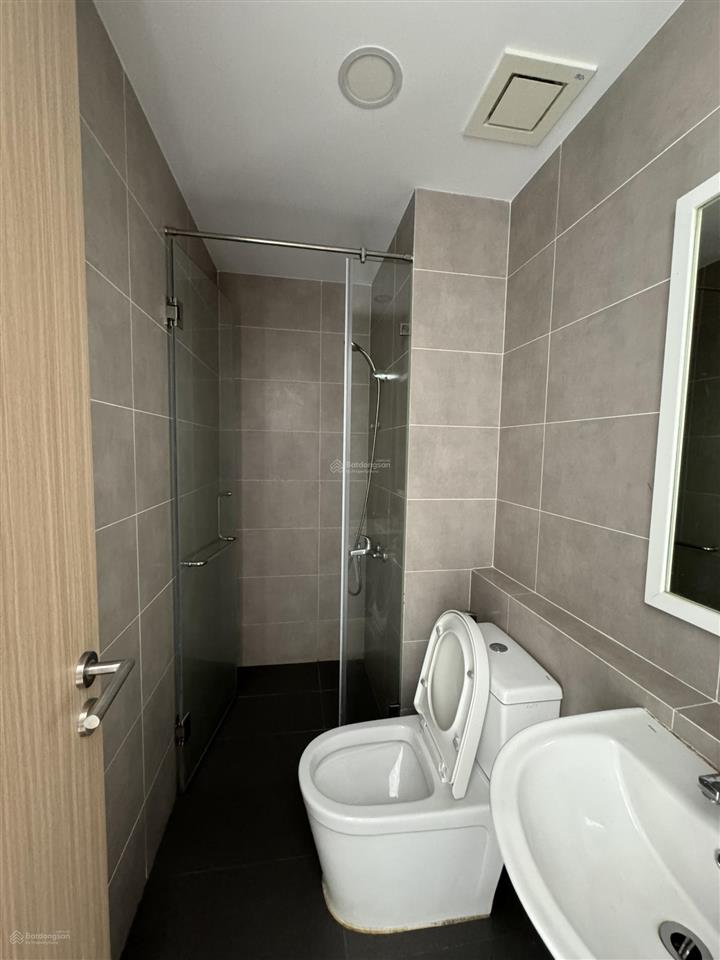 Cho thuê căn 2pn  2wc lovera vista 65m2 full nội thất  ở ngay giá 8 triệu/tháng