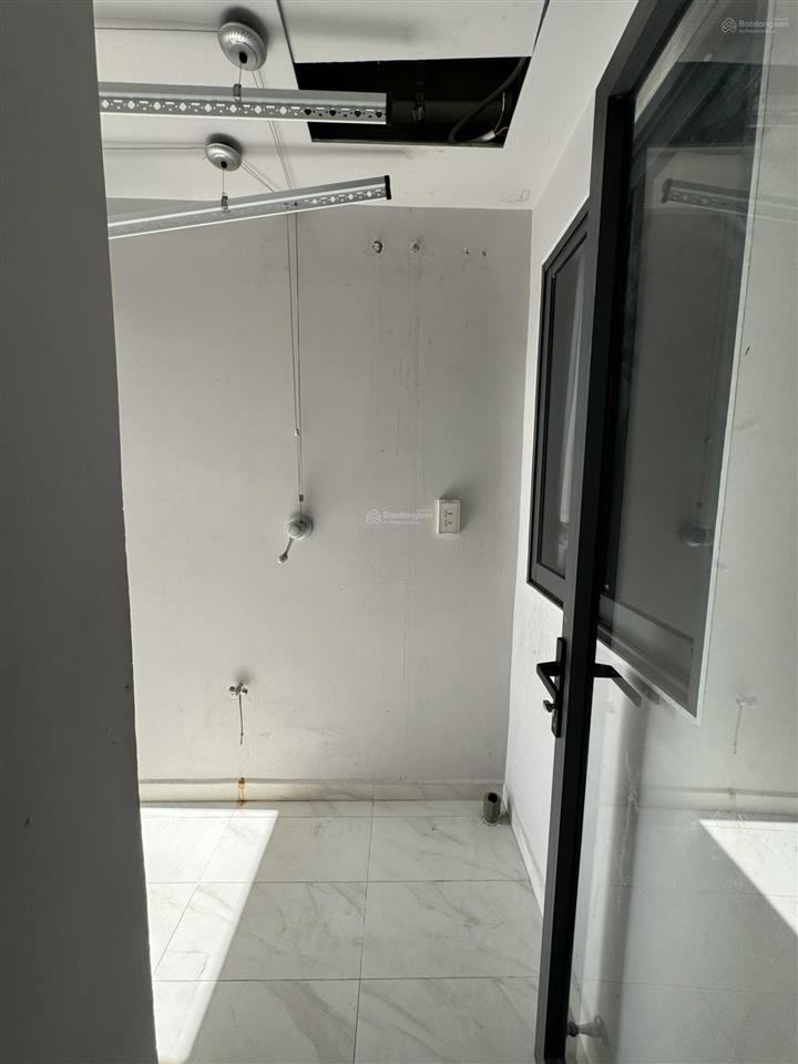 Cho thuê căn 2pn  2wc lovera vista 65m2 full nội thất  ở ngay giá 8 triệu/tháng